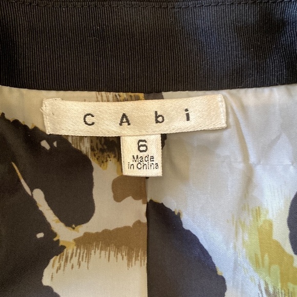 Cabi Luxe Tux Blazer Style 987 Women's Size 6 - Picture 3 of 7
